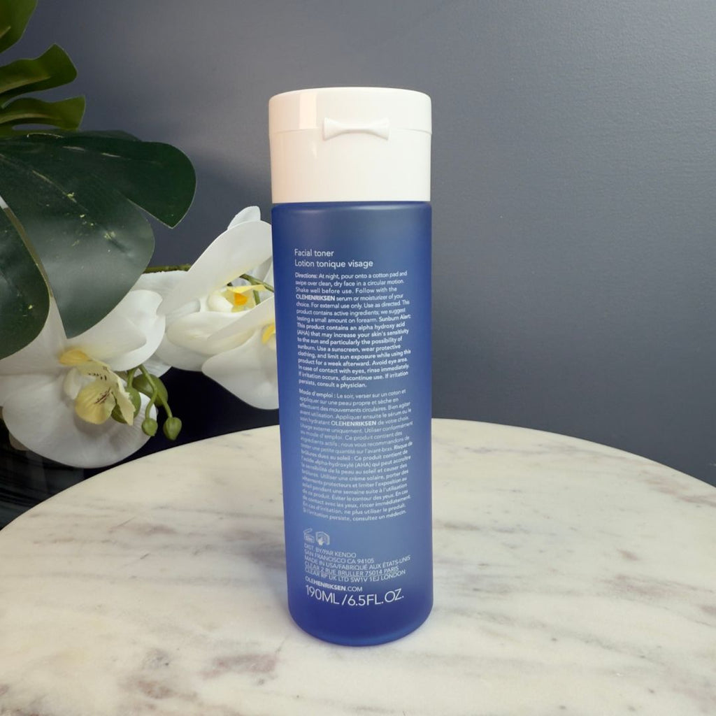OLEHENRIKSEN Glow2OH 7% AHA Exfoliating Dark Spot Toner