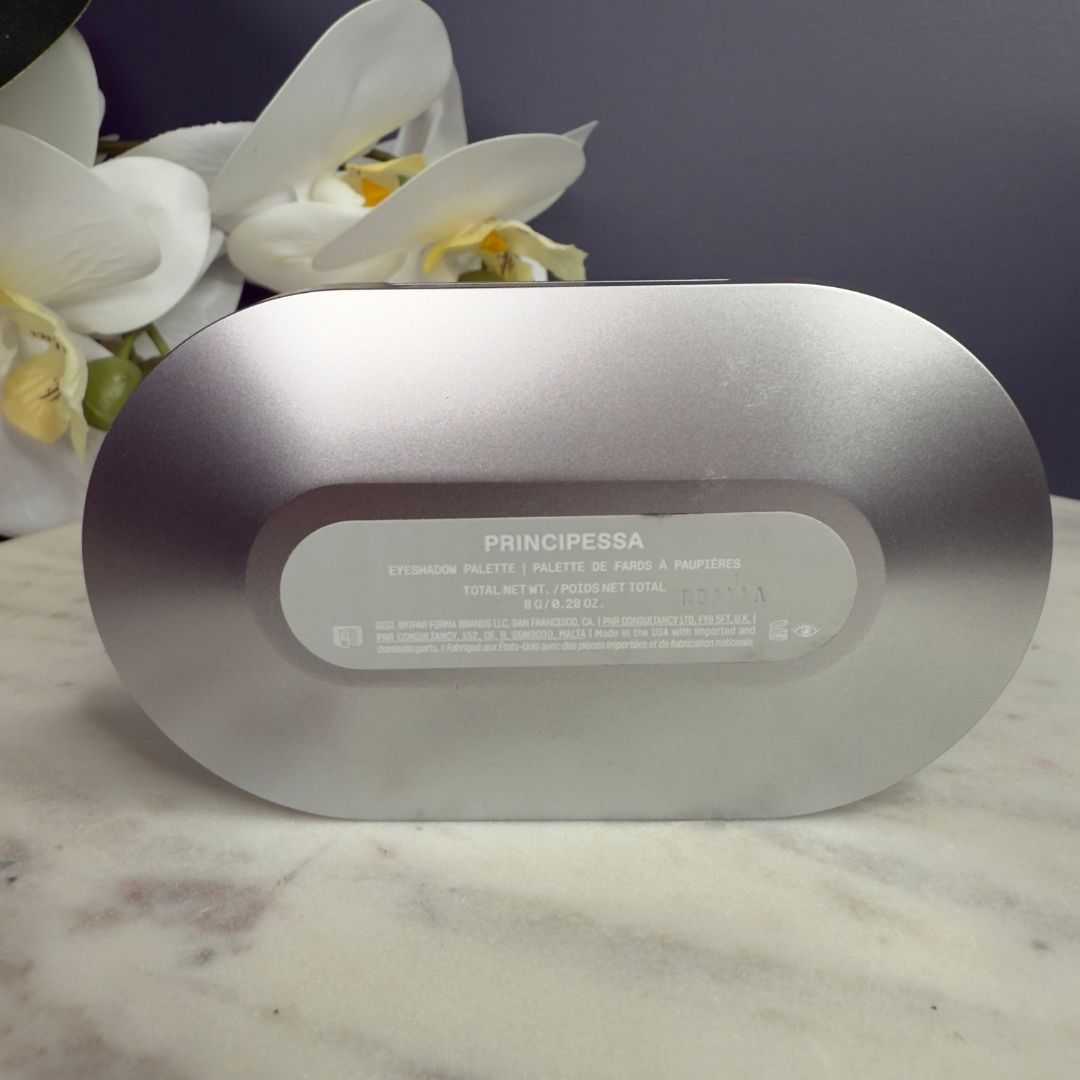 r.e.m. beauty Midnight Shadows Eyeshadow Palette