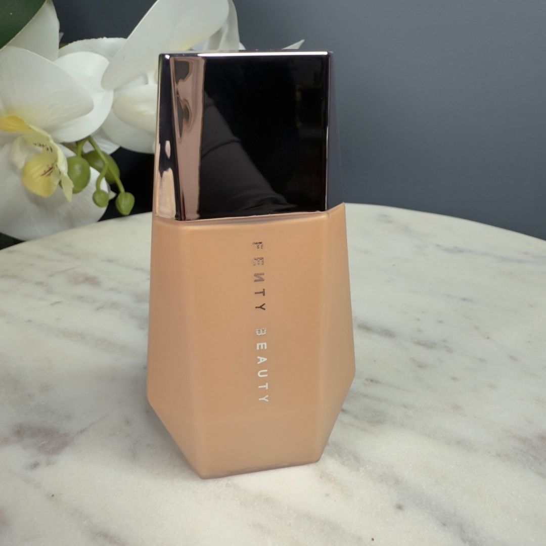 Fenty Beauty by Rihanna Eaze Drop’Lit All-Over Glow Enhancer – 02 Taffy Topaz
