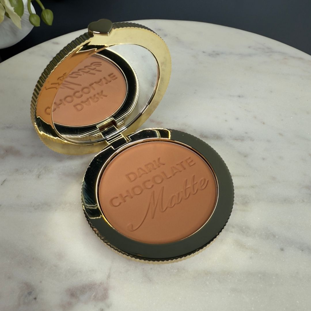 Poudre bronzante mate Chocolate Soleil de Too Faced